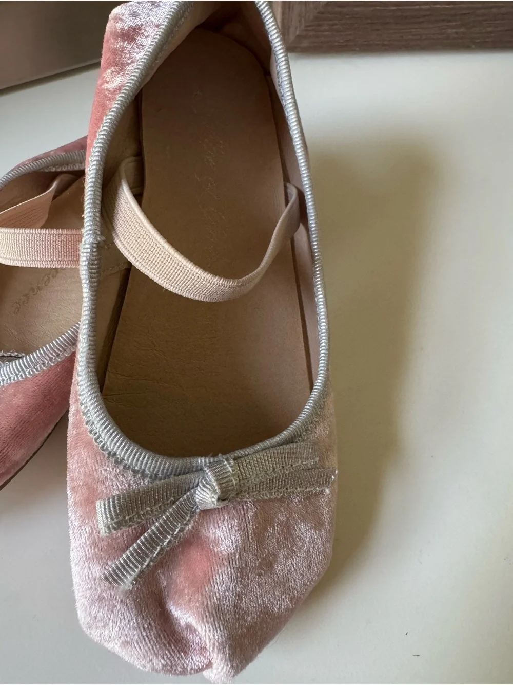 Girls Pink Velvet Ballet Flats with Bow